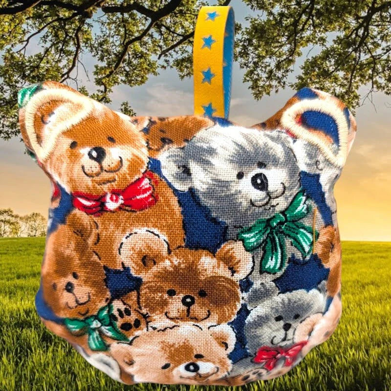 ITH Stickdatei Bärenkopf-Kissen Blanko