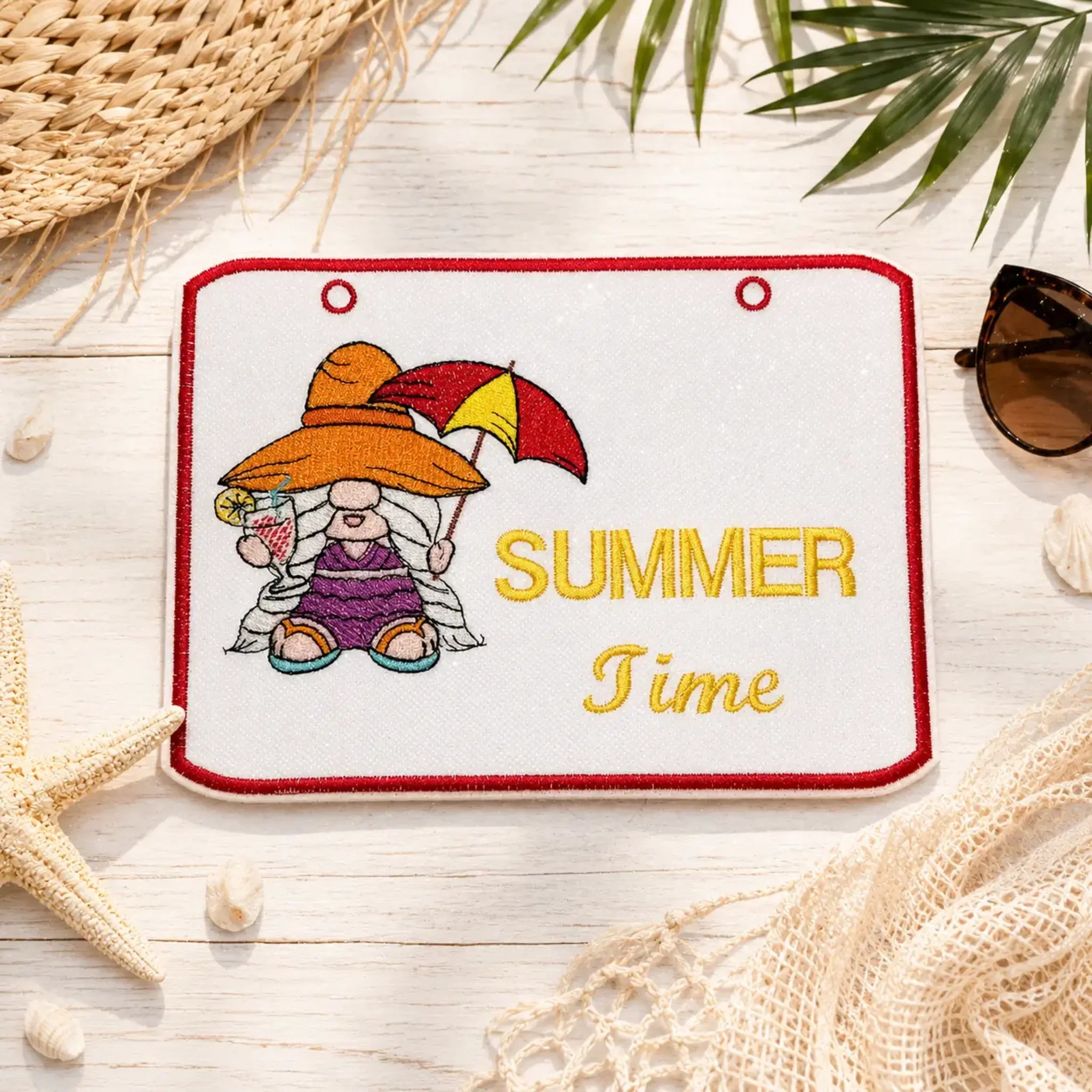 ITH Stickdatei Beach Wichtel – 🏖️ Stabfigur & Vollstick