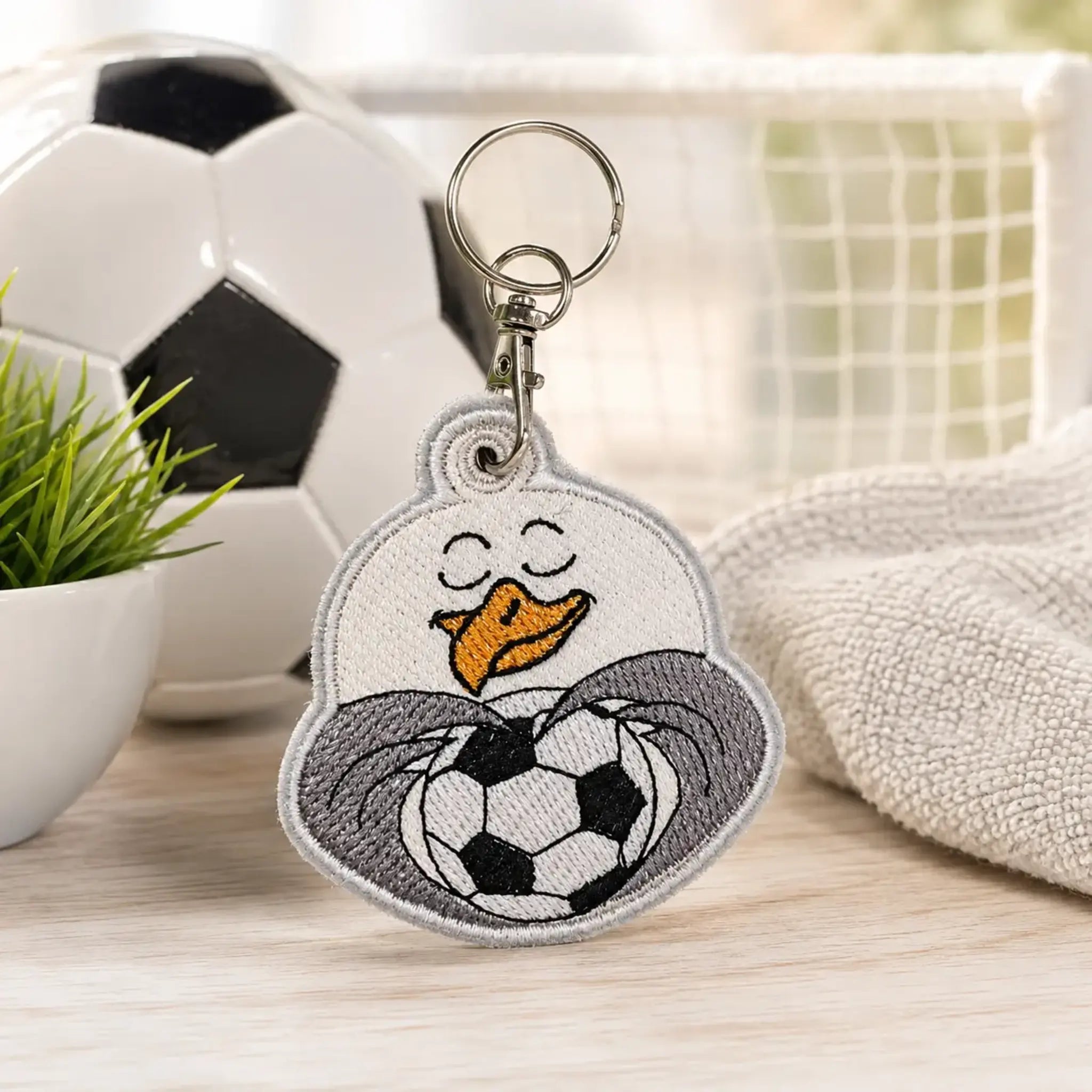 Stickdatei Möwe Fußball Carlo - ITH