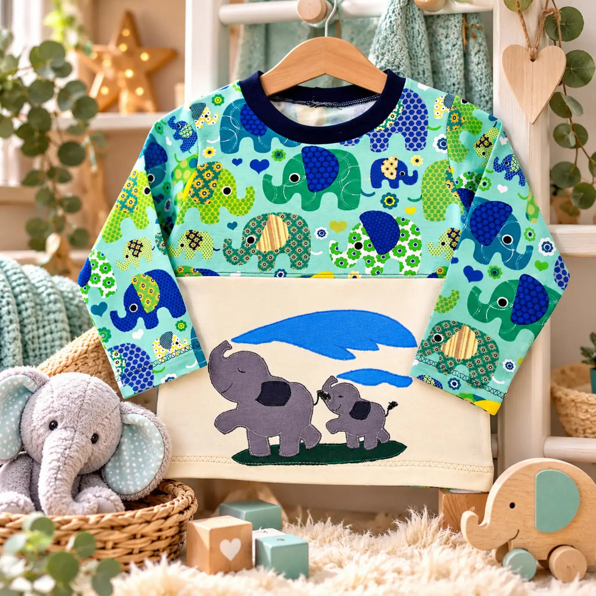 Stickdatei Elefant Elefantenmami mit Baby Doodleapplikation