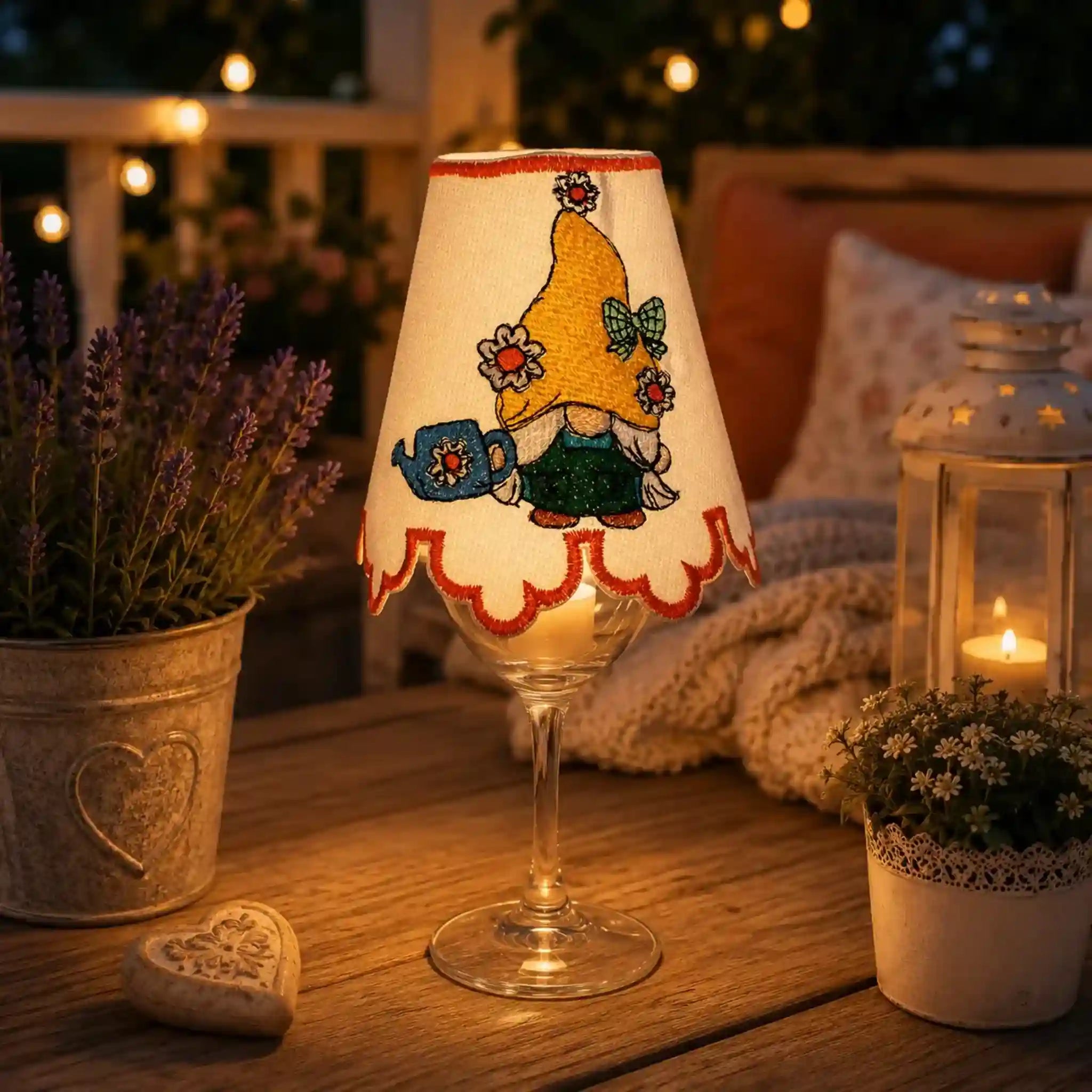 Stickdatei Garten- und Grillwichtel mit Sprüchen 🌿 – 5 Motive + 2 Sprüche