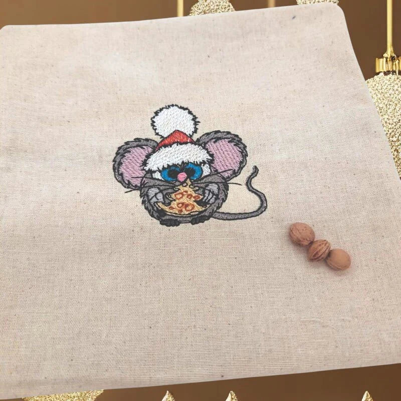 ITH Stickdatei Weihnachtsmaus von stiXXie by lajana