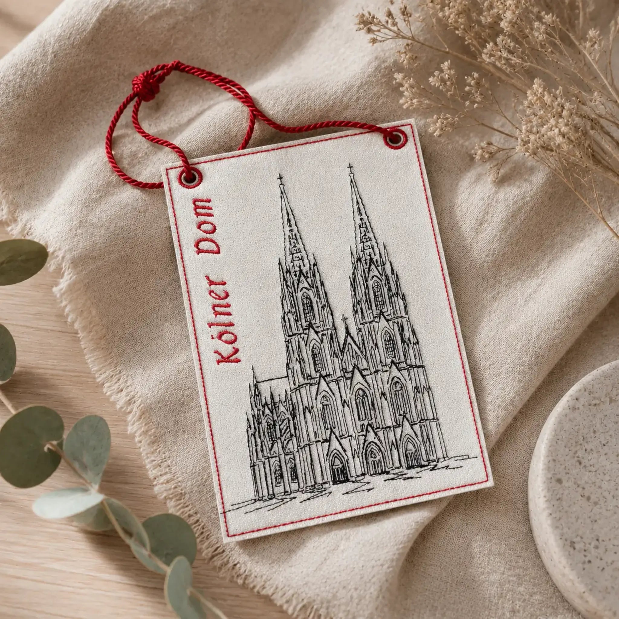 Stickdatei Kölner Dom 🏛️ – Scribble-Motiv mit Schriftzug