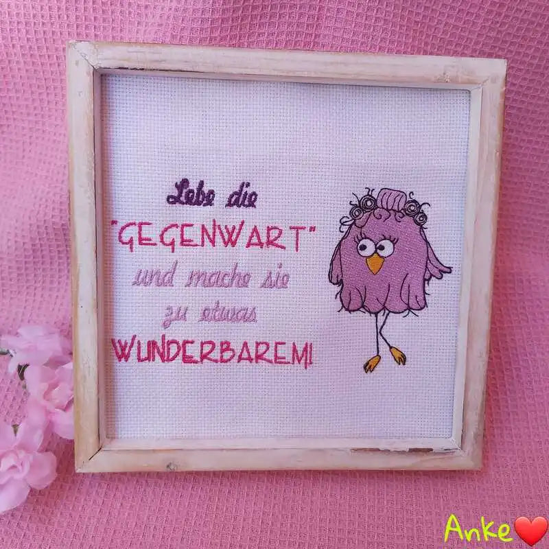 Stickdatei lustige Vogelfamilie stiXX mit Sprüchen von stiXXie by lajana