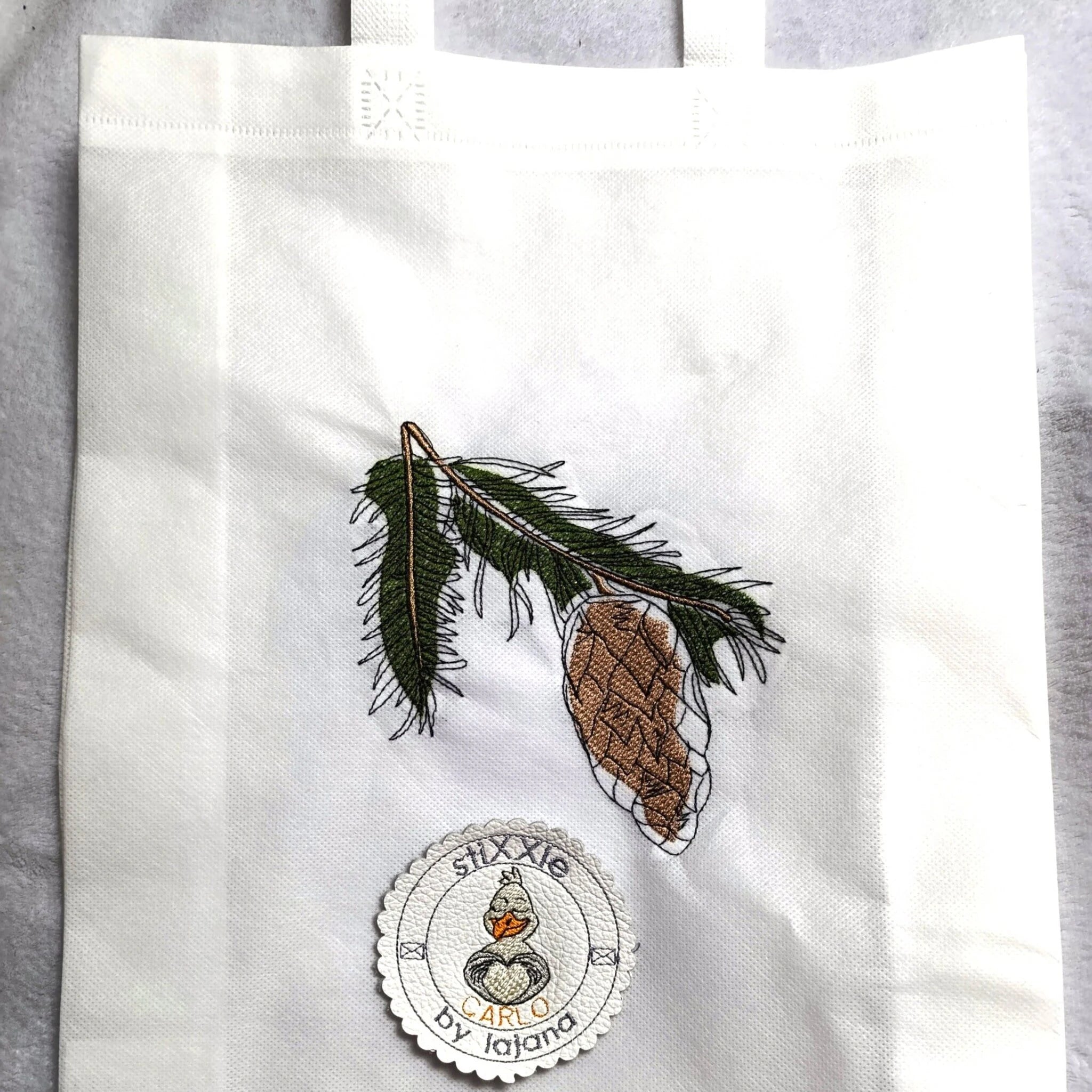 Stickdatei Tannenzapfen