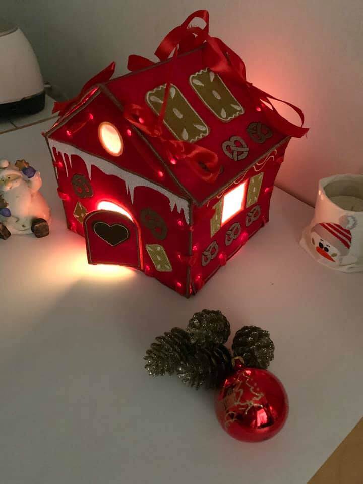 ITH Stickdatei Lebkuchenhaus Advent von stiXXie by lajana