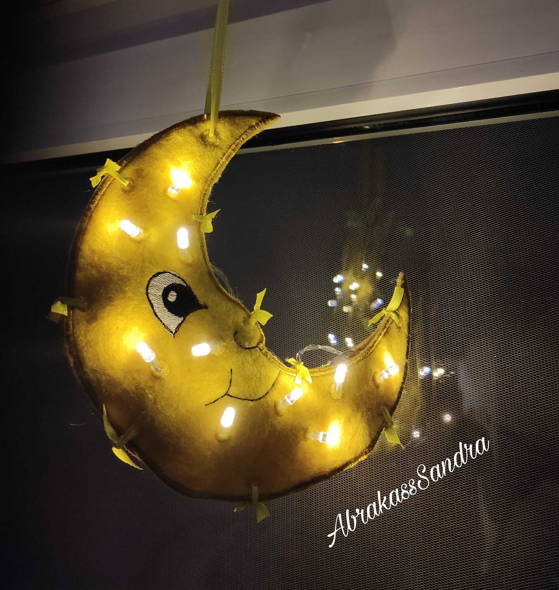 ITH Stickdatei Mond von stiXXie by lajana