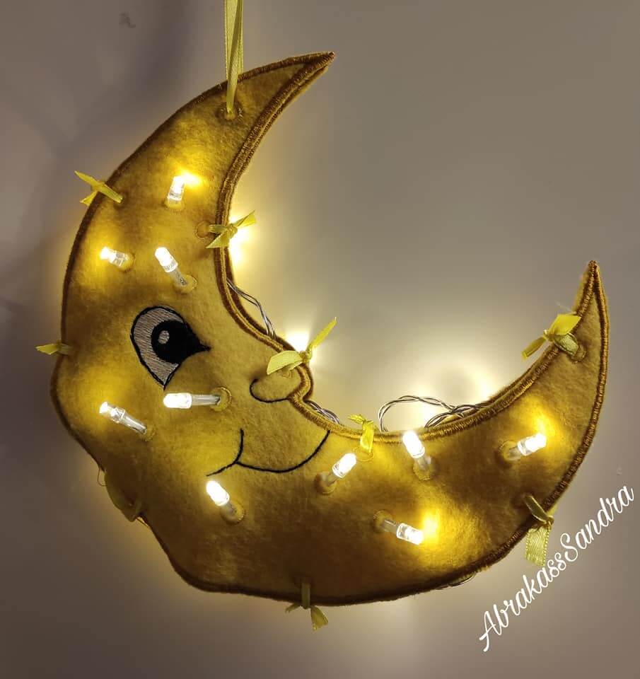 ITH Stickdatei Mond von stiXXie by lajana