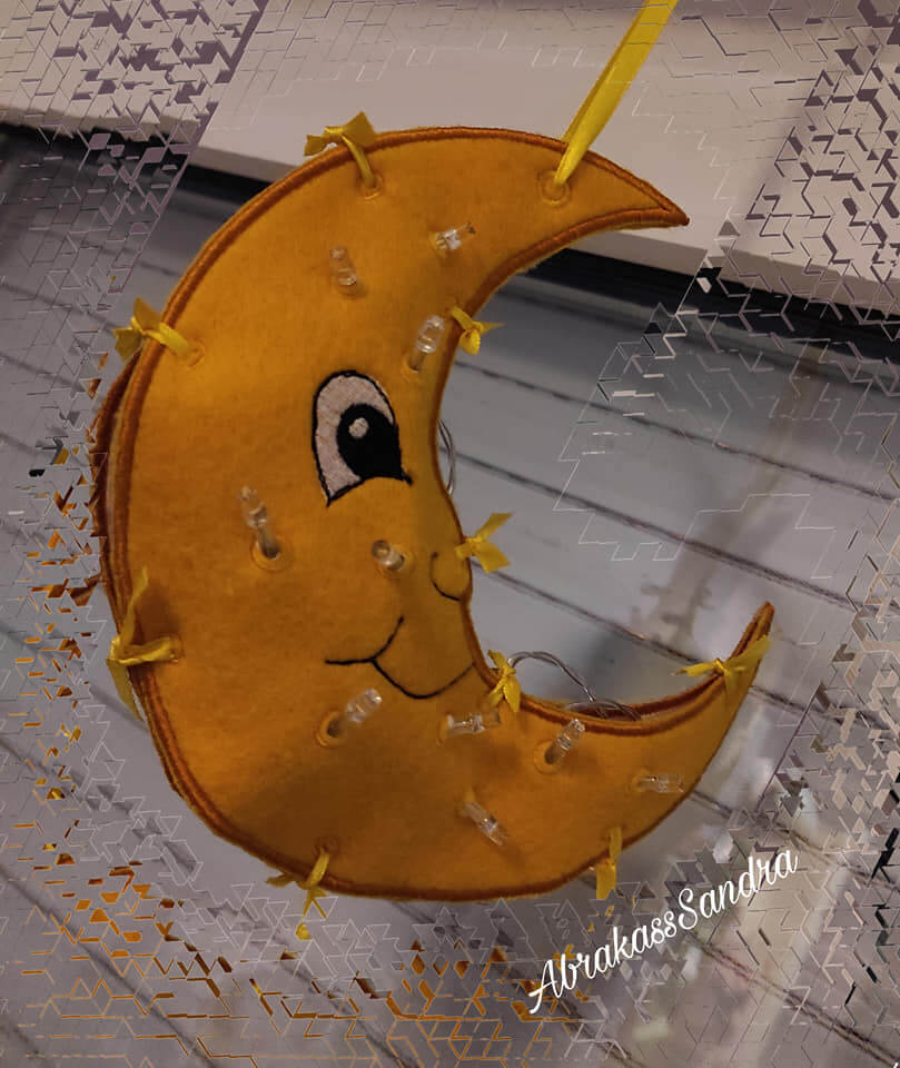 ITH Stickdatei Mond von stiXXie by lajana