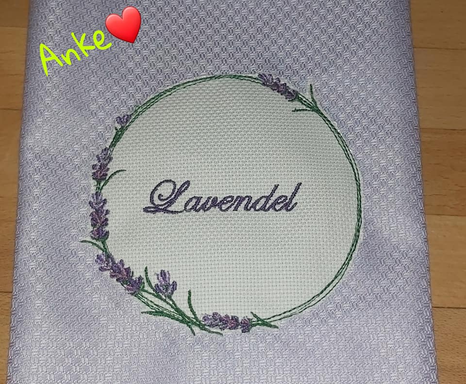 Stickdatei Blumenkranz Lavendel von stiXXie by lajana