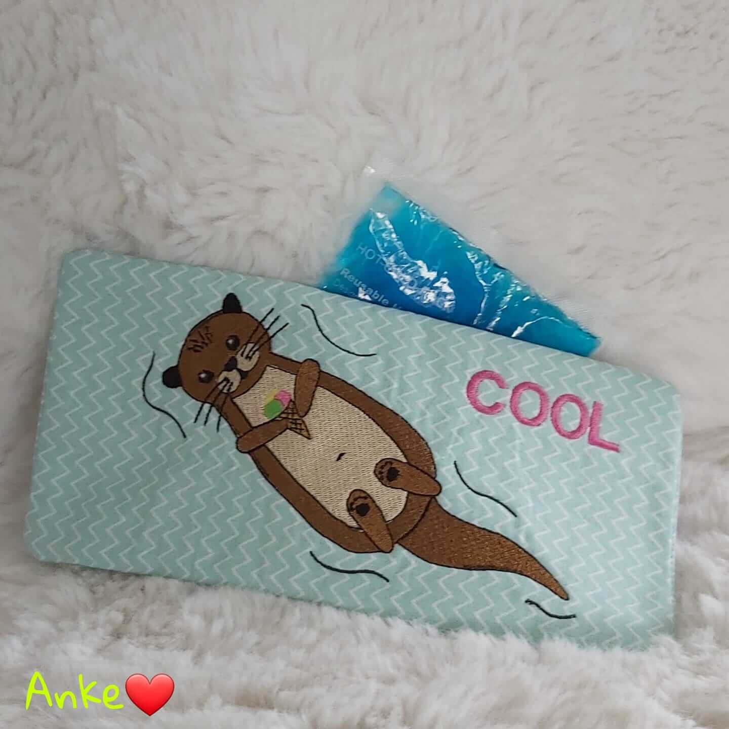 Stickdatei Otter Freebie Doodleapplikation von stiXXie by lajana