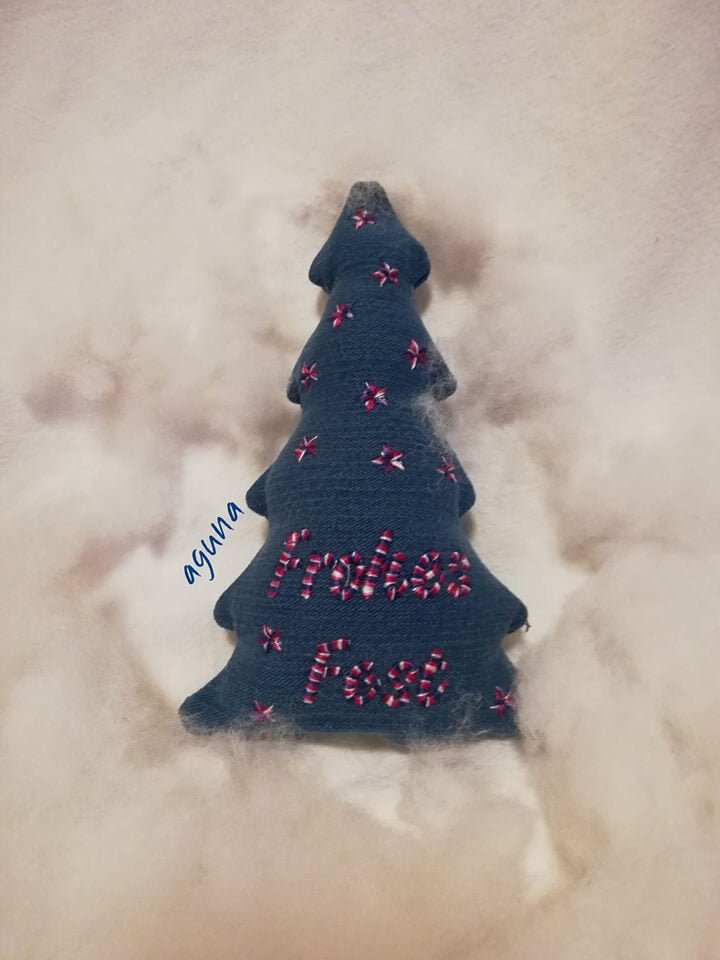 ITH Stickdatei Weihnachtsbaum ITH von stiXXie by lajana