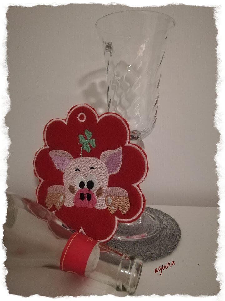 Stickdatei Schornsteinfeger und Schwein von stiXXie by lajana