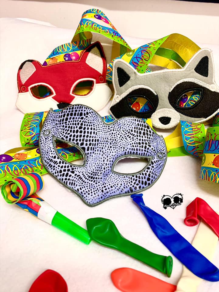 ITH Stickdatei Party Masken von stiXXie by lajana
