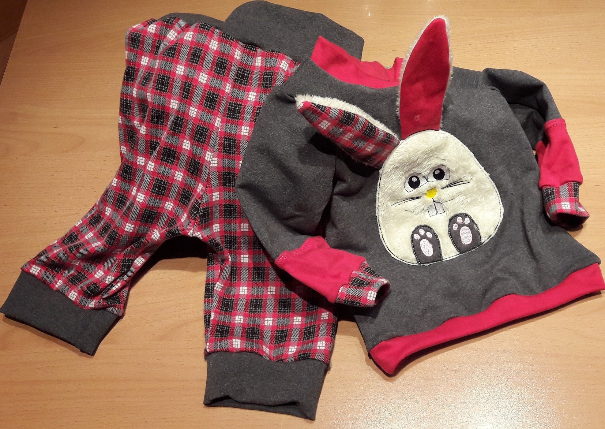 Stickdatei Hase Mümmel Applikation von stiXXie by lajana