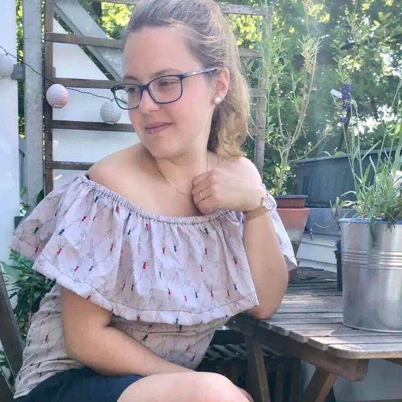 Carmenbluse Schnittmuster E-Book lajana Off-Shoulder-Shirt von stiXXie by lajana