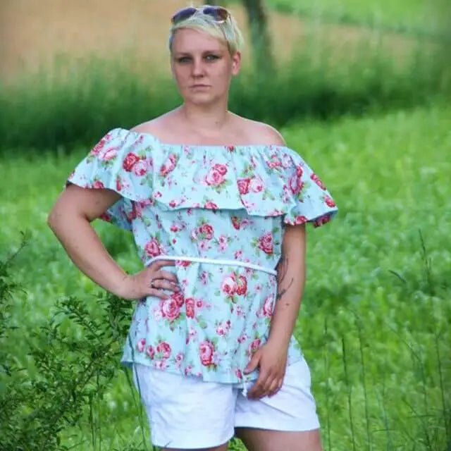 Carmenbluse Schnittmuster E-Book lajana Off-Shoulder-Shirt von stiXXie by lajana