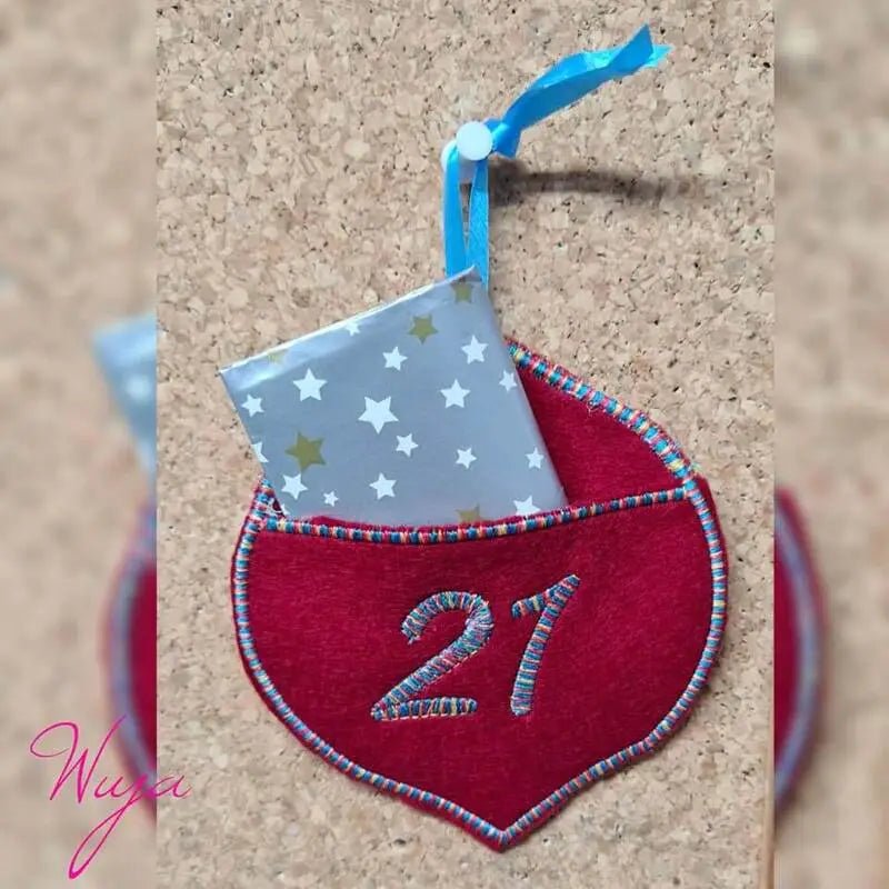 ITH Stickdatei Adventskalender Kugeln von stiXXie by lajana