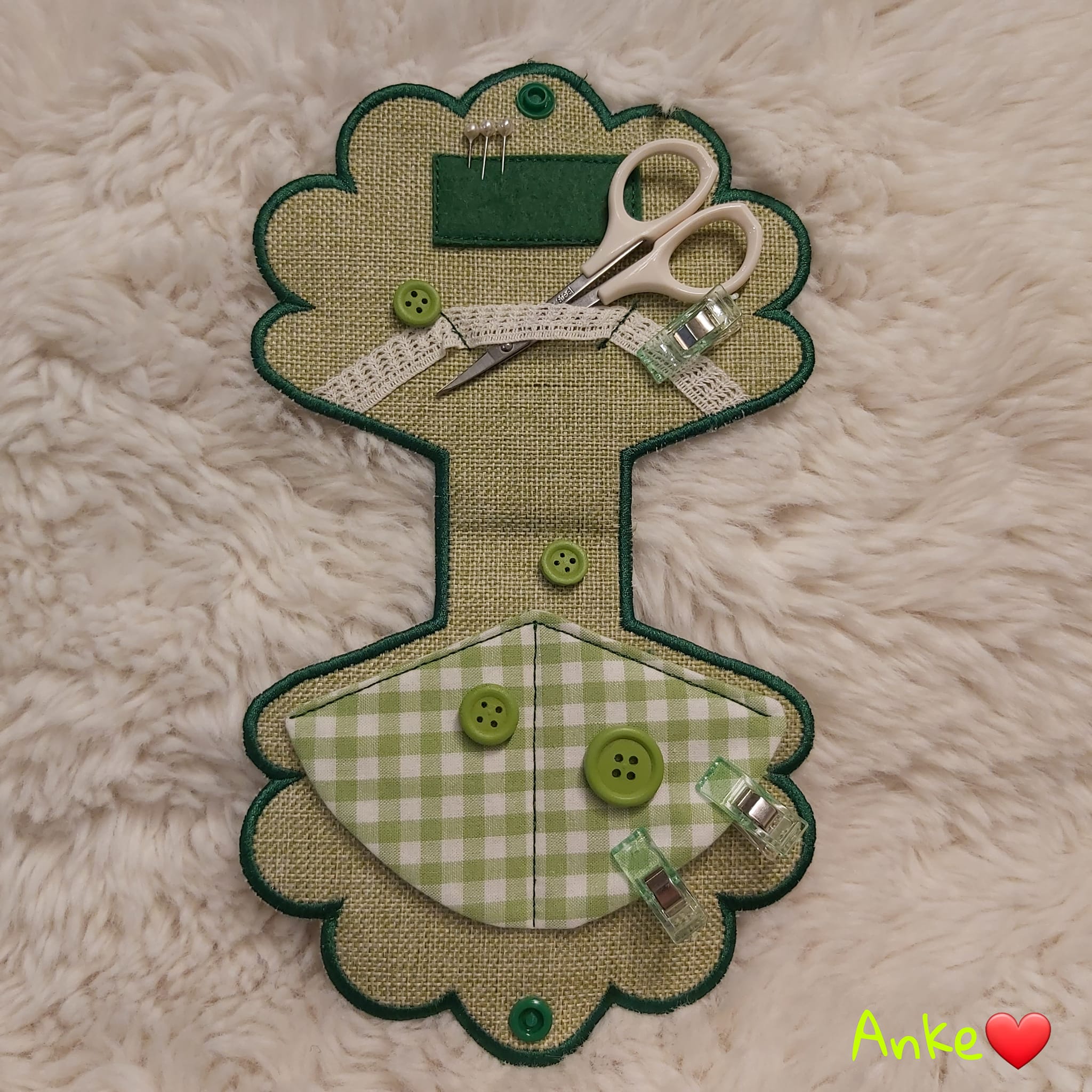 ITH Stickdatei Notfalltäschchen von stiXXie by lajana