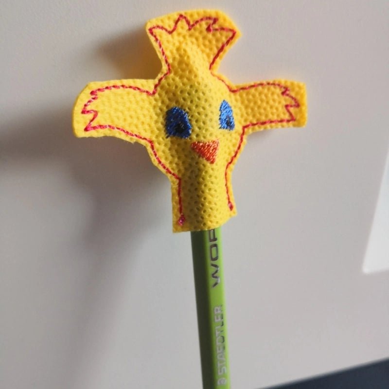 ITH Stickdatei Stiftaufsätze von stiXXie by lajana