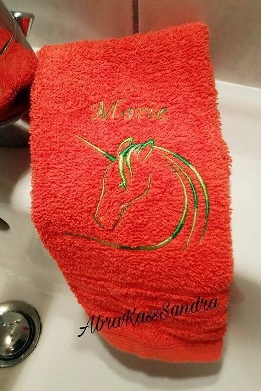 Stickdatei Einhorn von stiXXie by lajana