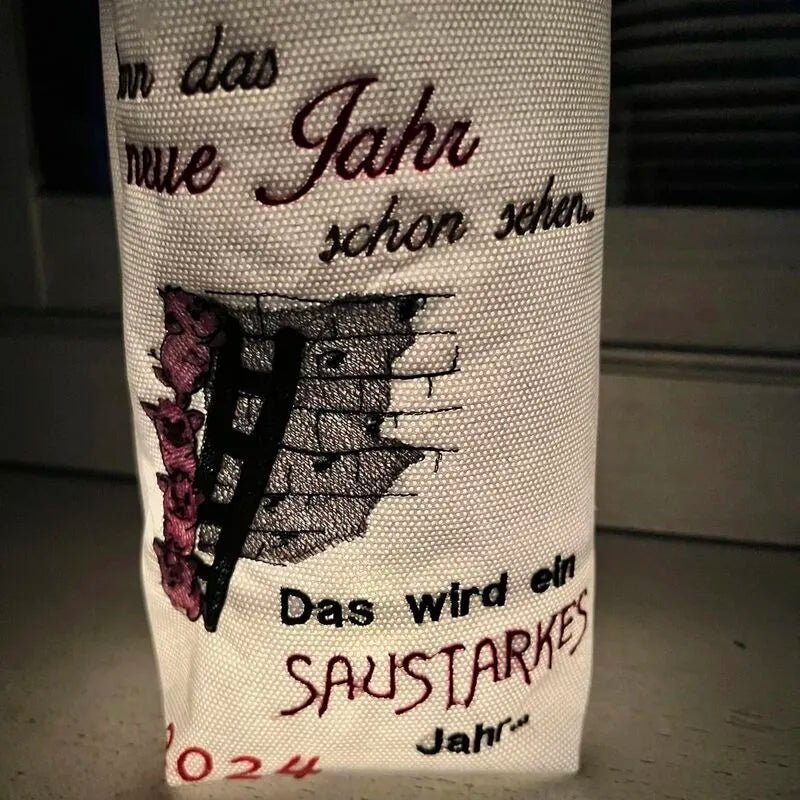 Stickdatei Schwein mit Sprüchen von stiXXie by lajana