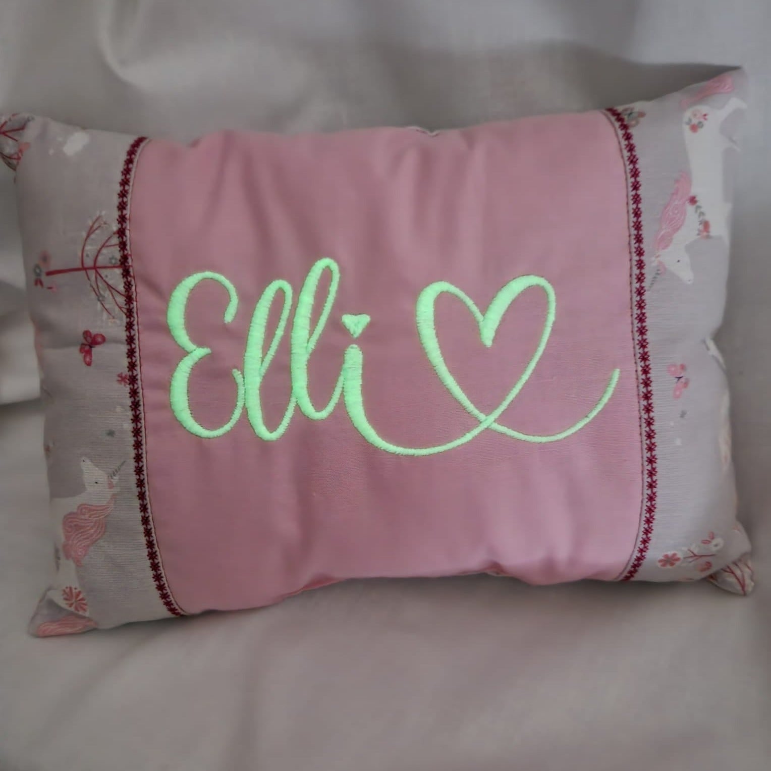 ITH Stickdatei Kissen rechteckig mit Unterteilungen von stiXXie by lajana