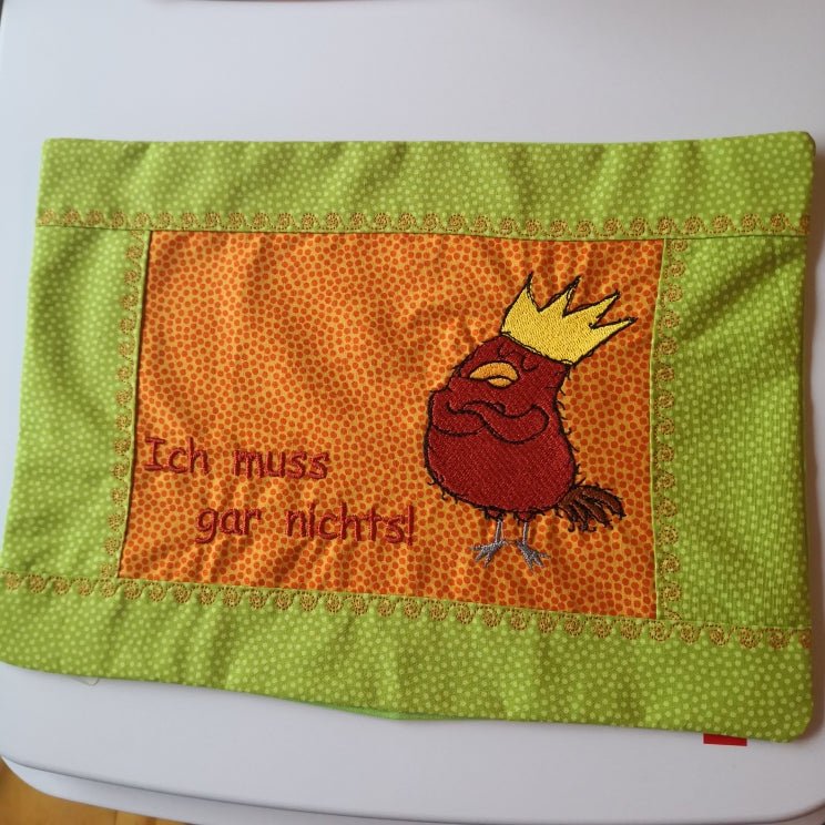 ITH Stickdatei Kissen rechteckig mit Unterteilungen von stiXXie by lajana