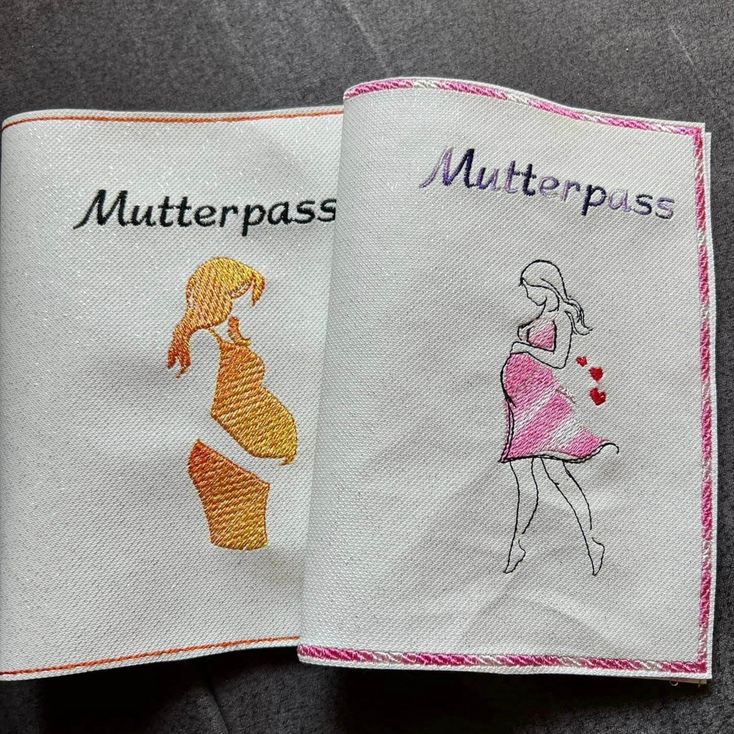 ITH Stickdatei Mutterpasshülle Bundle mit Dekoren von stiXXie by lajana