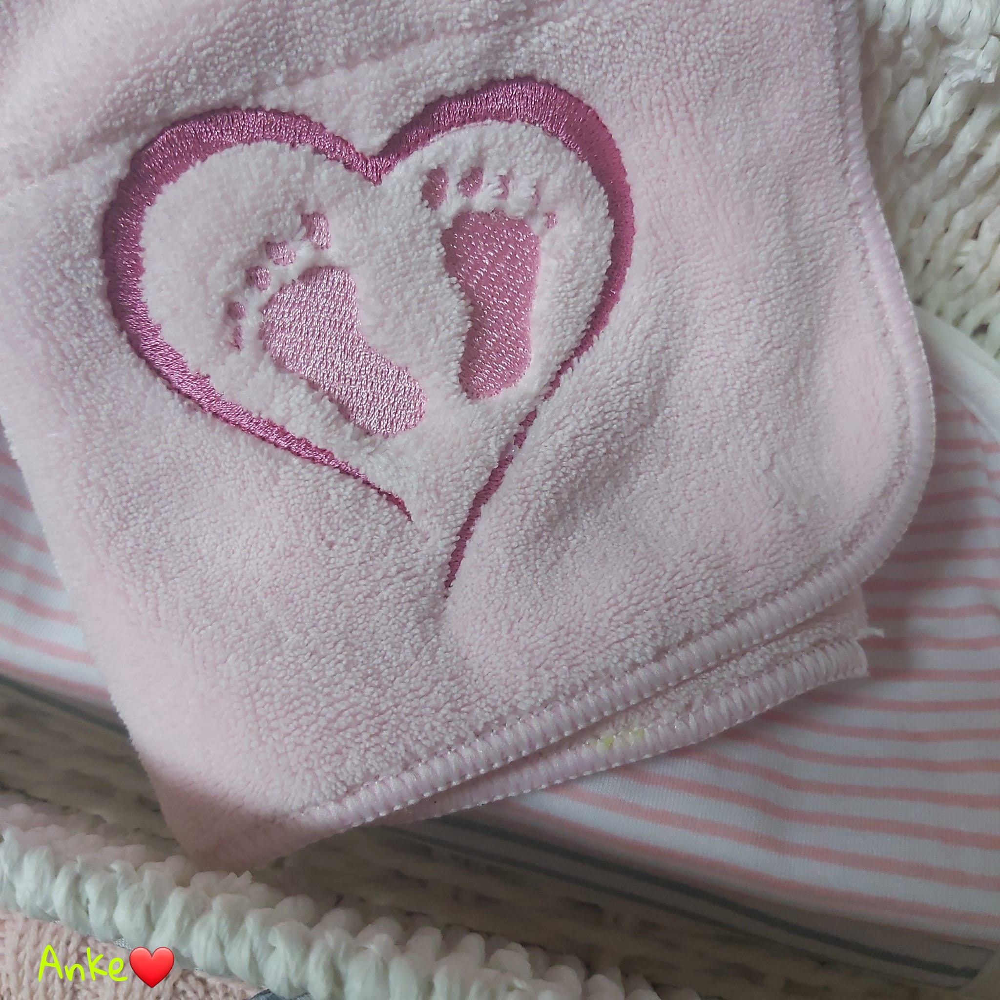 Stickdatei Dekore für Mutterpasshüllen und mehr von stiXXie by lajana