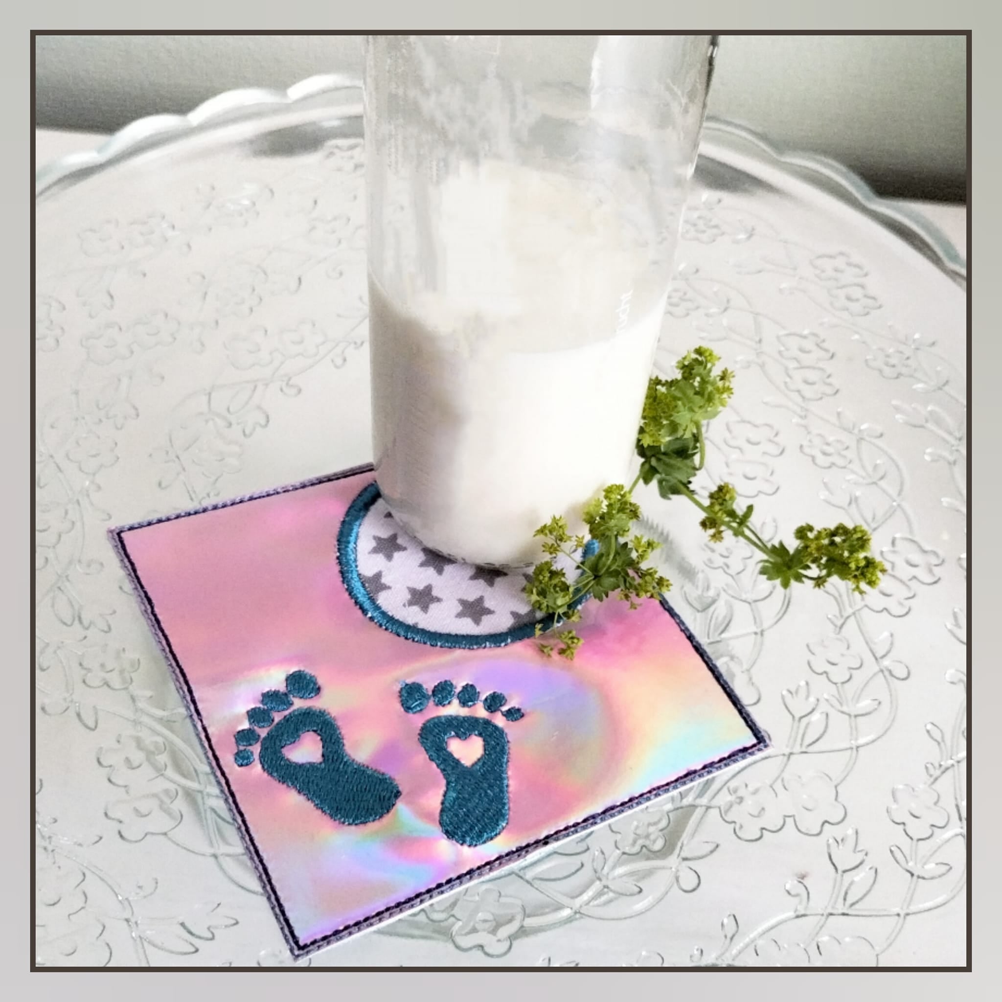 Stickdatei Dekore für Mutterpasshüllen und mehr von stiXXie by lajana