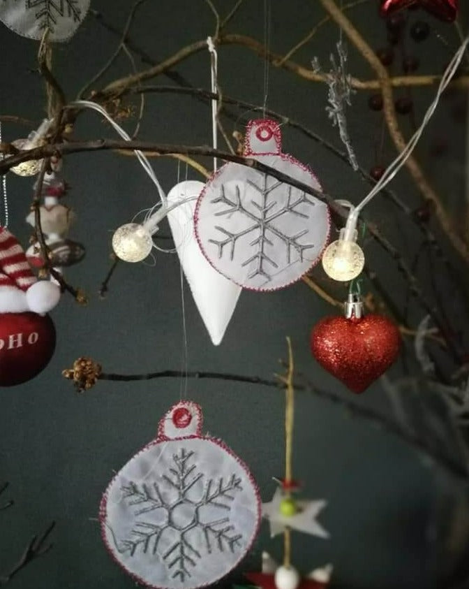 ITH Stickdatei Schneeflocken 5-er von stiXXie by lajana