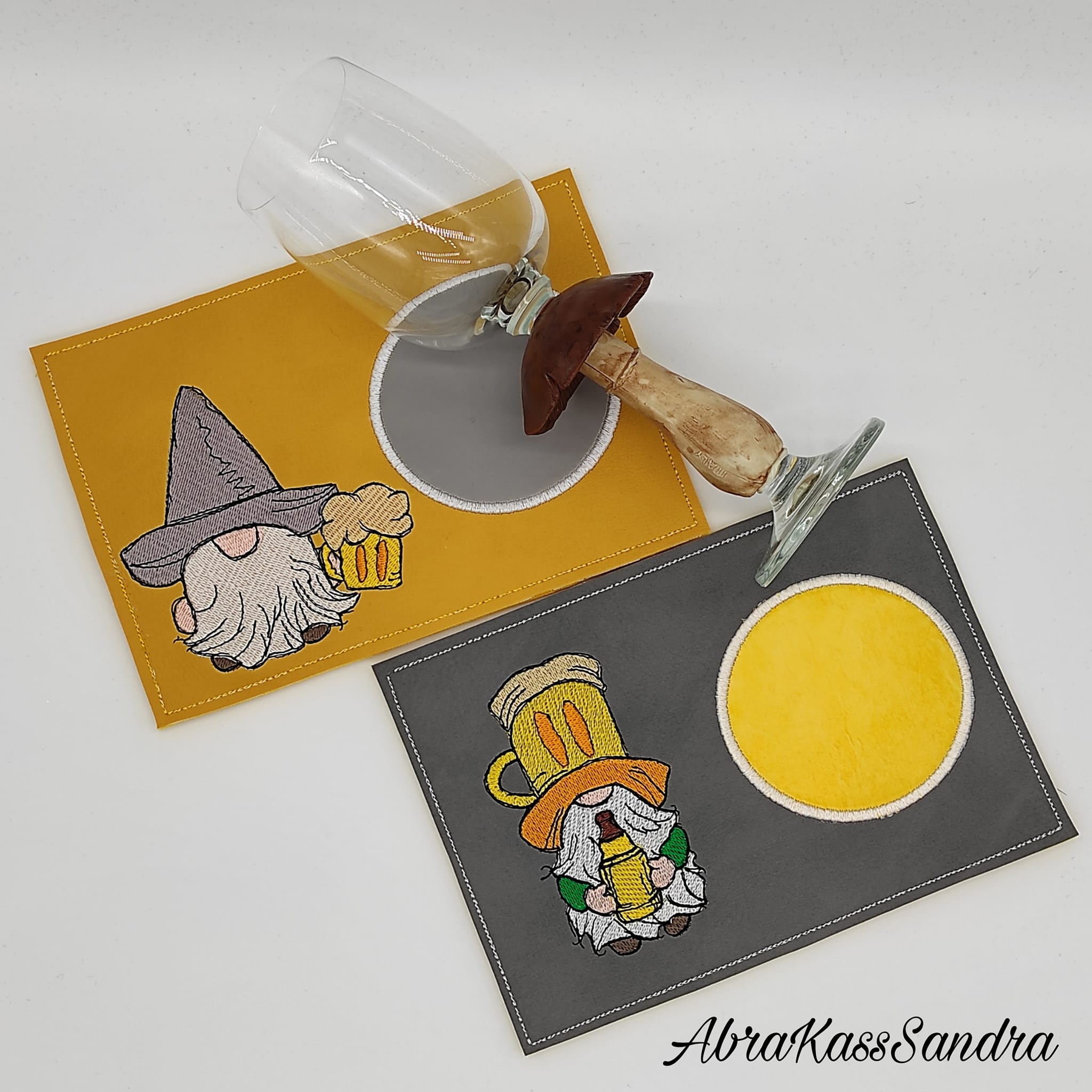 ITH Stickdatei Stabfigur, Anhänger und Vollstick Bierwichtel von stiXXie by lajana