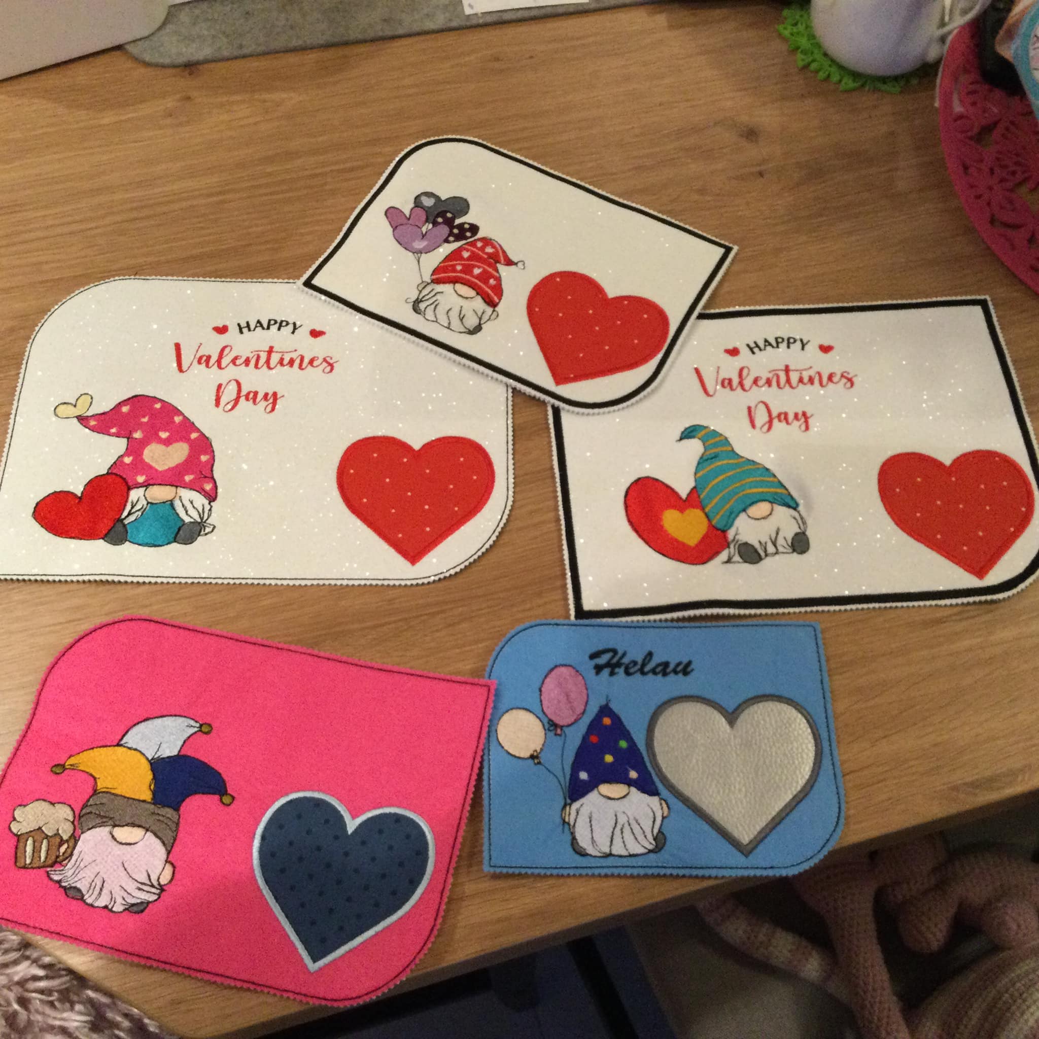 ITH Stickdatei Tassenlounge mit Herz Blanko von stiXXie by lajana