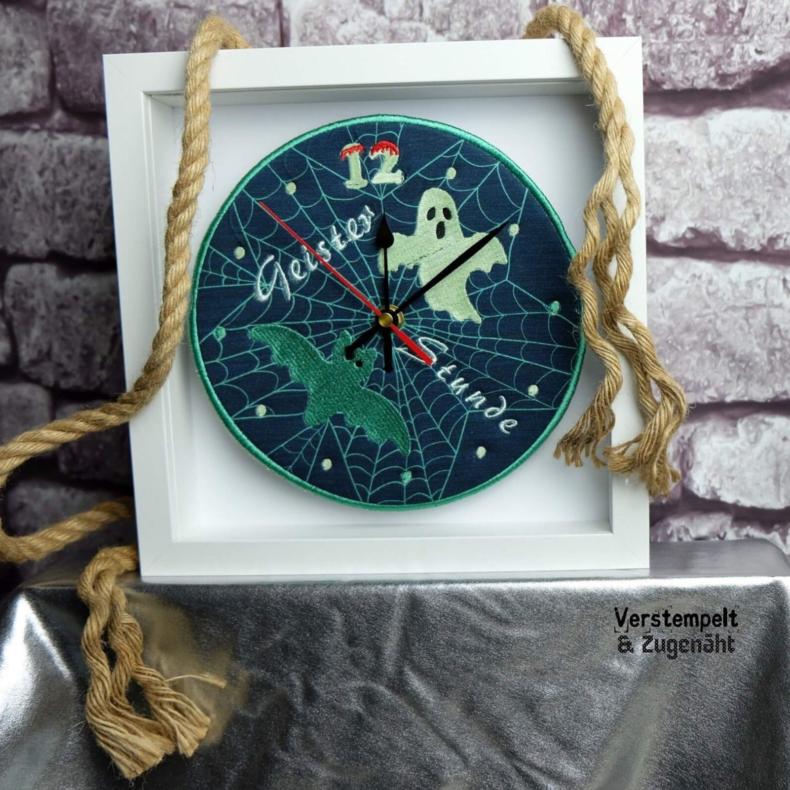 ITH Stickdatei Uhr Geisterstunde von stiXXie by lajana