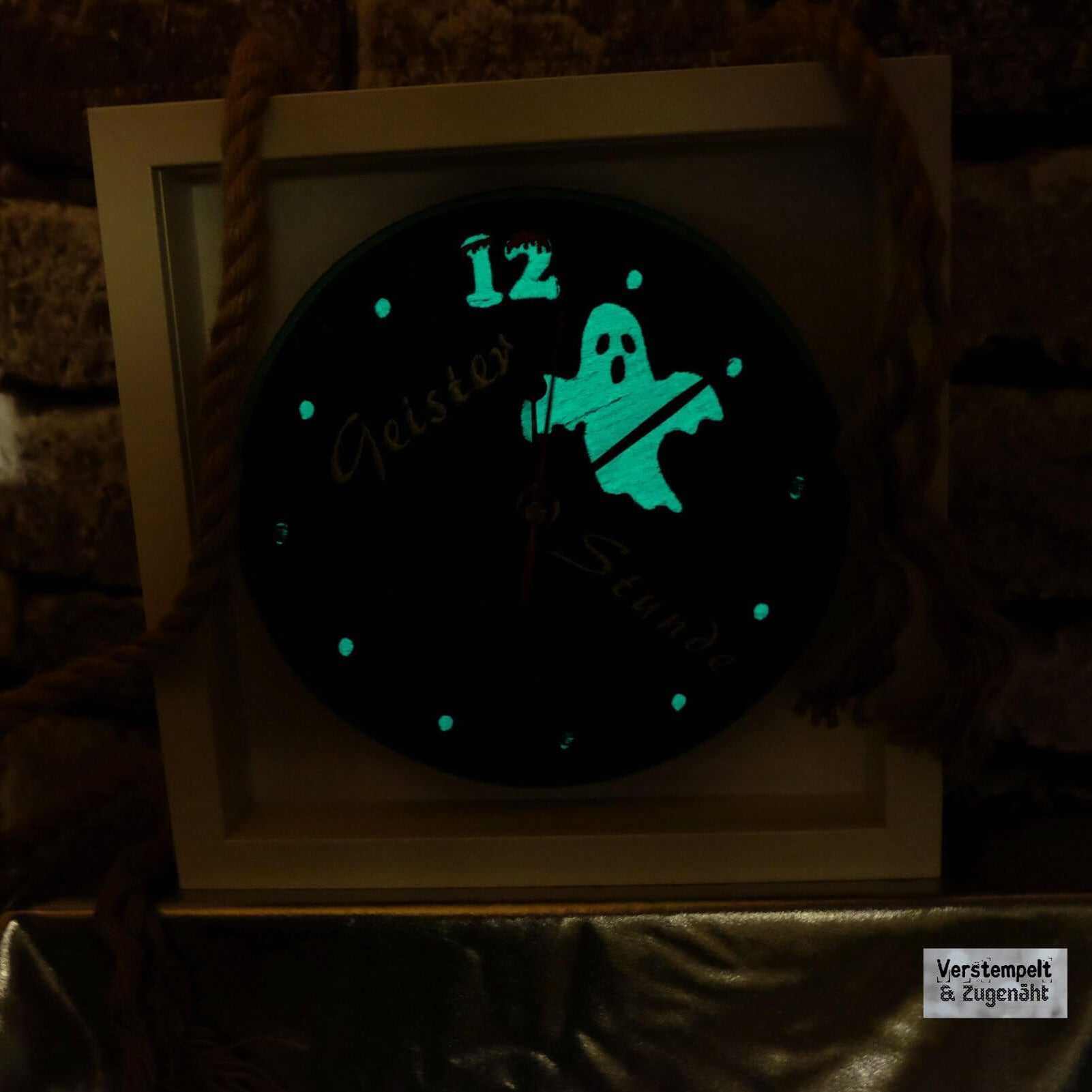 ITH Stickdatei Uhr Geisterstunde von stiXXie by lajana