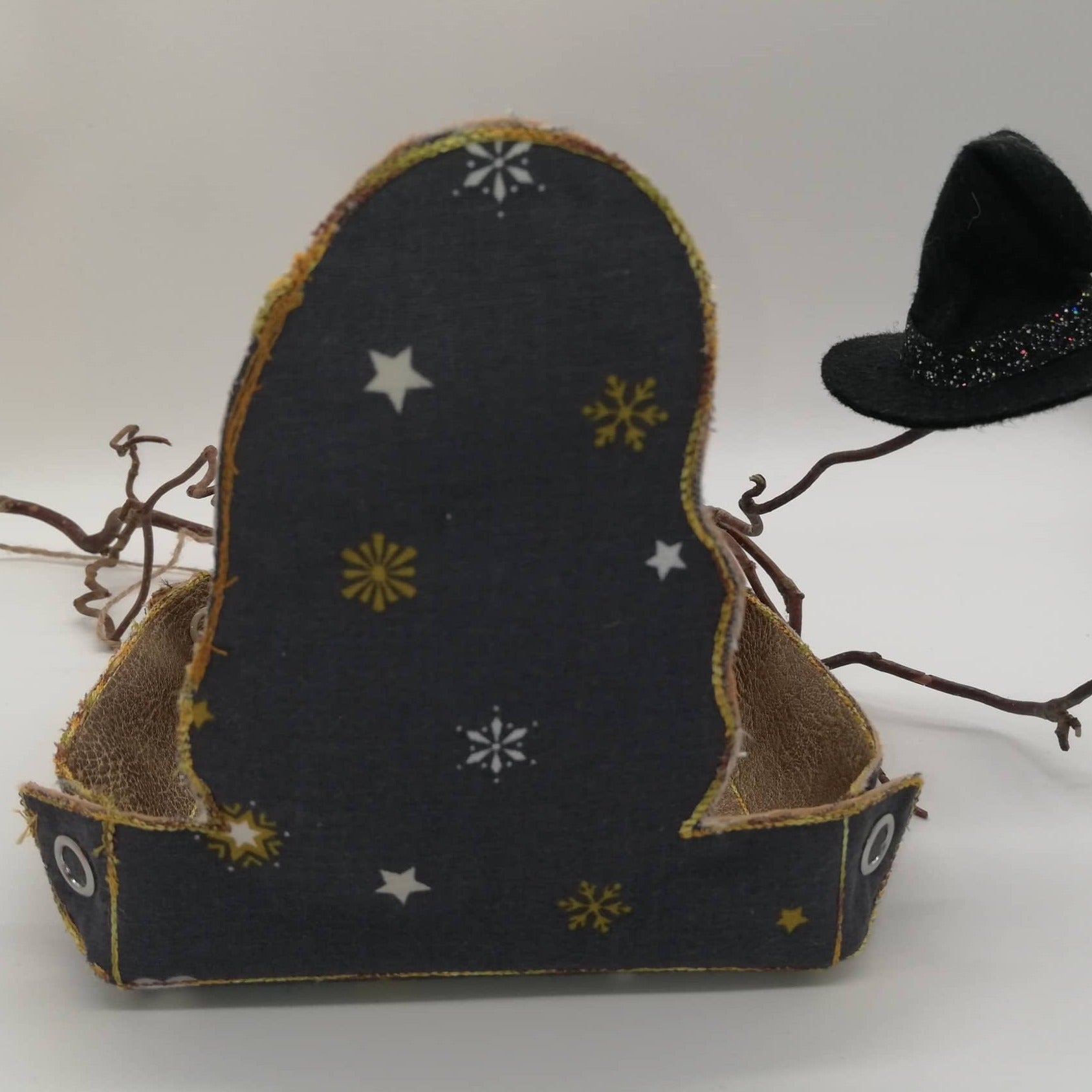 ITH Stickdatei Utensilo Halloweenwichtel von stiXXie by lajana