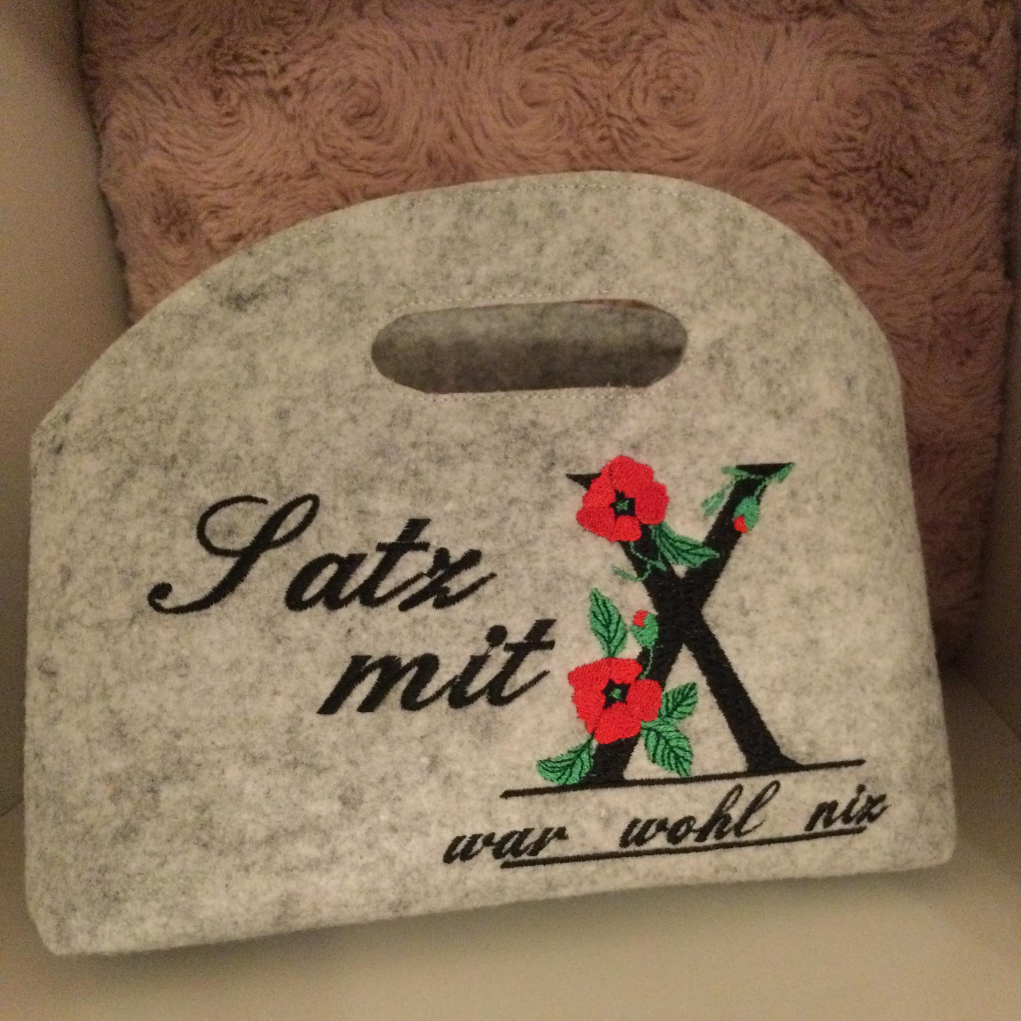 Stickdatei Monogramm Blumen Alphabet von stiXXie by lajana