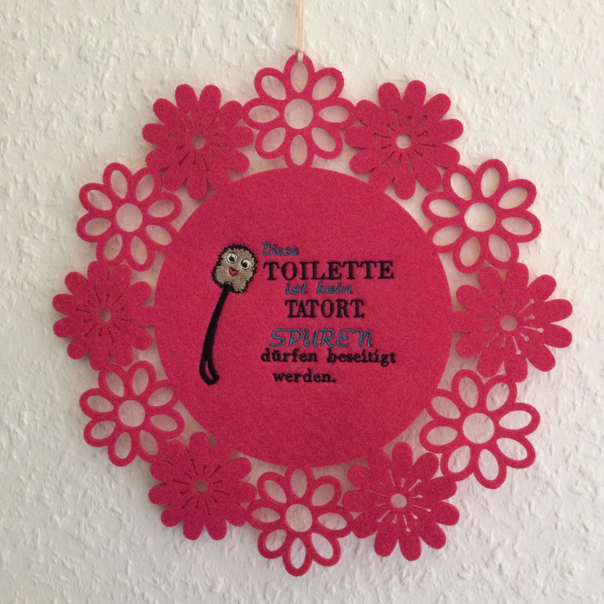 Stickdatei Sprüche für Klorollen-Verstecker von stiXXie by lajana