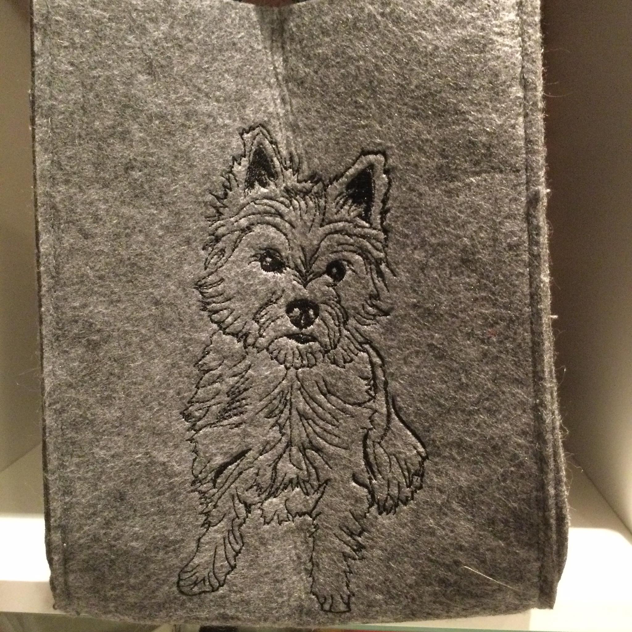 Stickdatei Hund Westie Kritzel von stiXXie by lajana