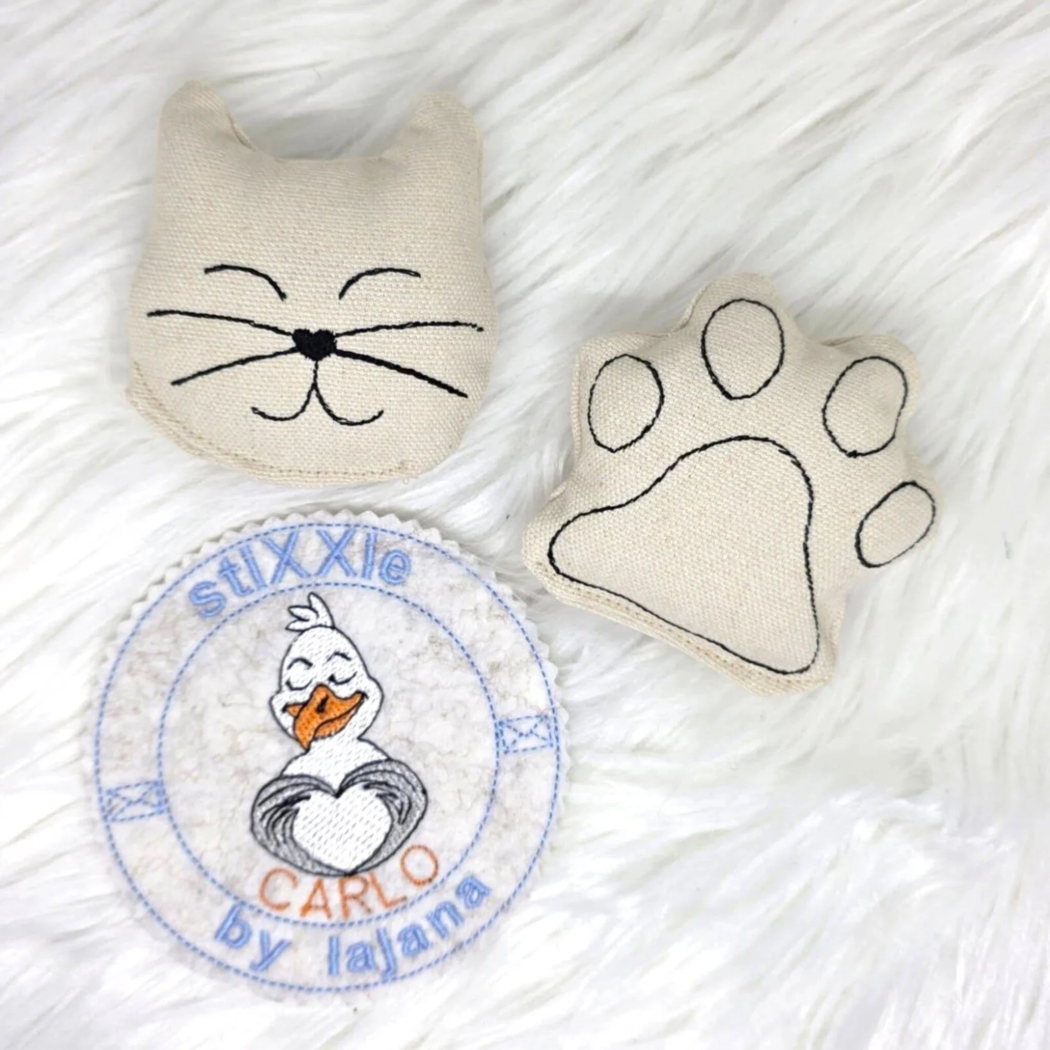 ITH Stickdatei Katzenkissen für Catnips