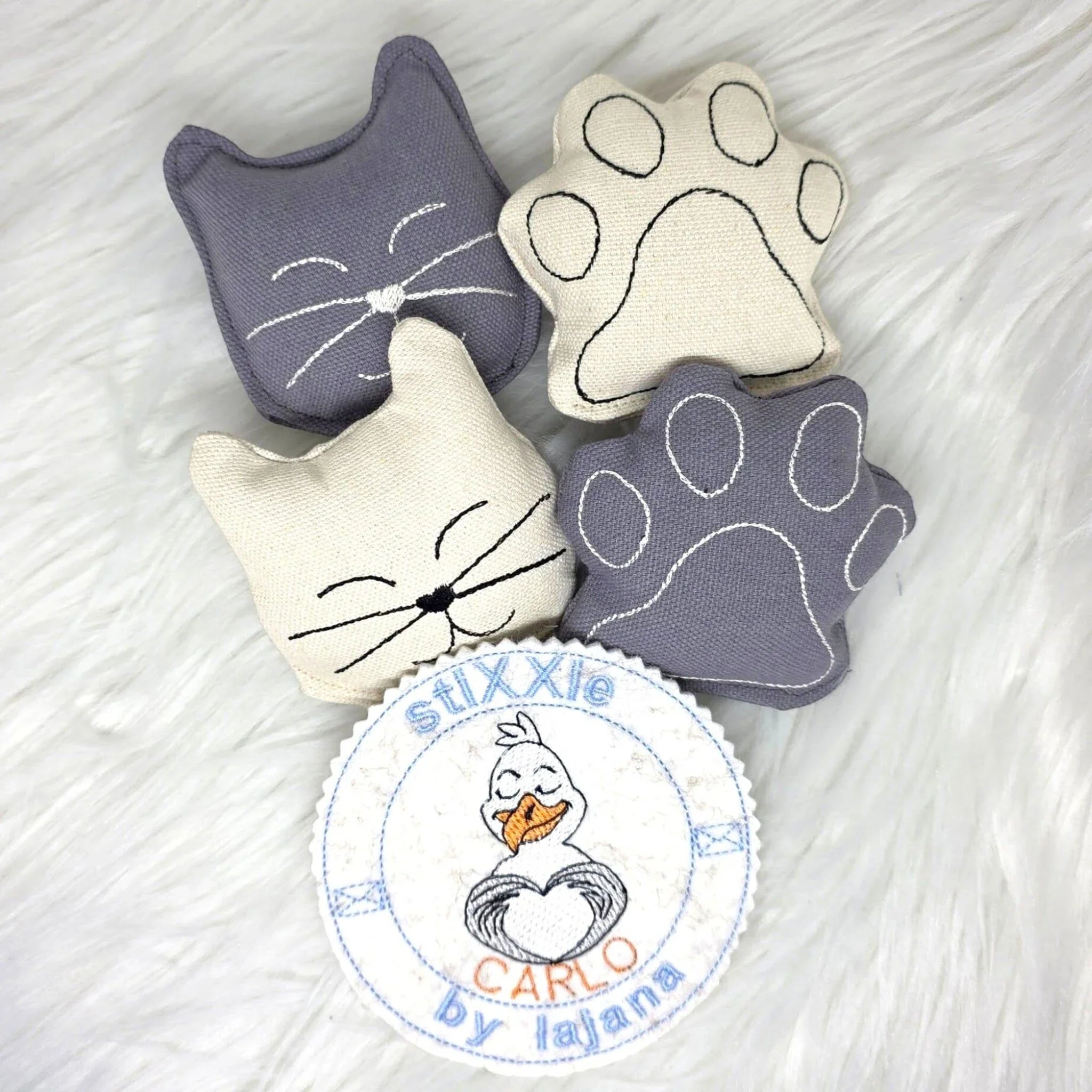 ITH Stickdatei Katzenkissen für Catnips