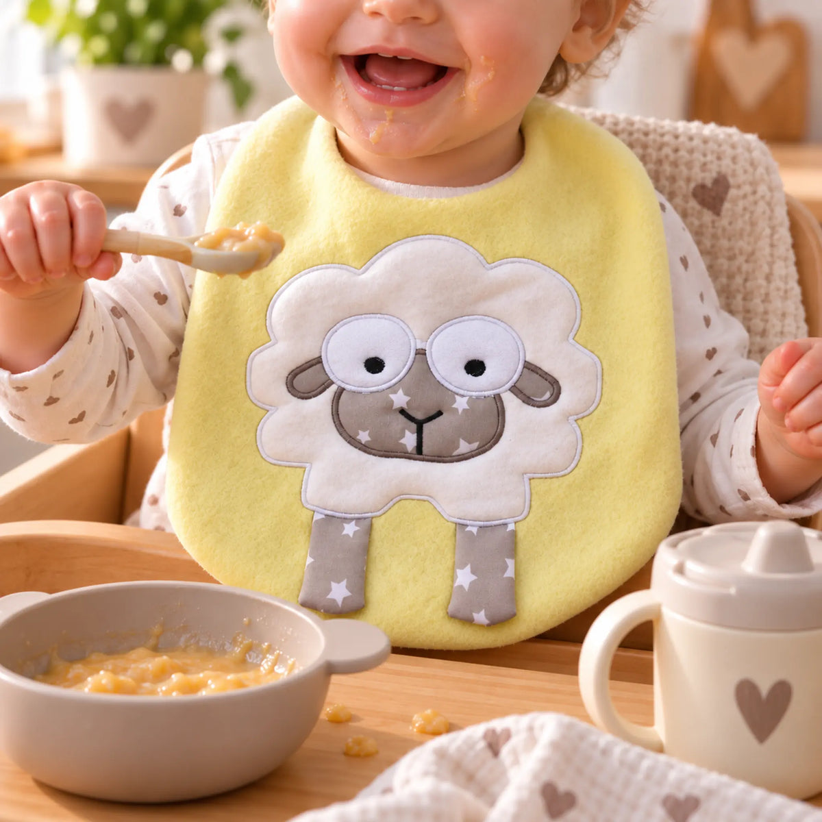 ITH Stickdatei Latz Druckknopf Blanko