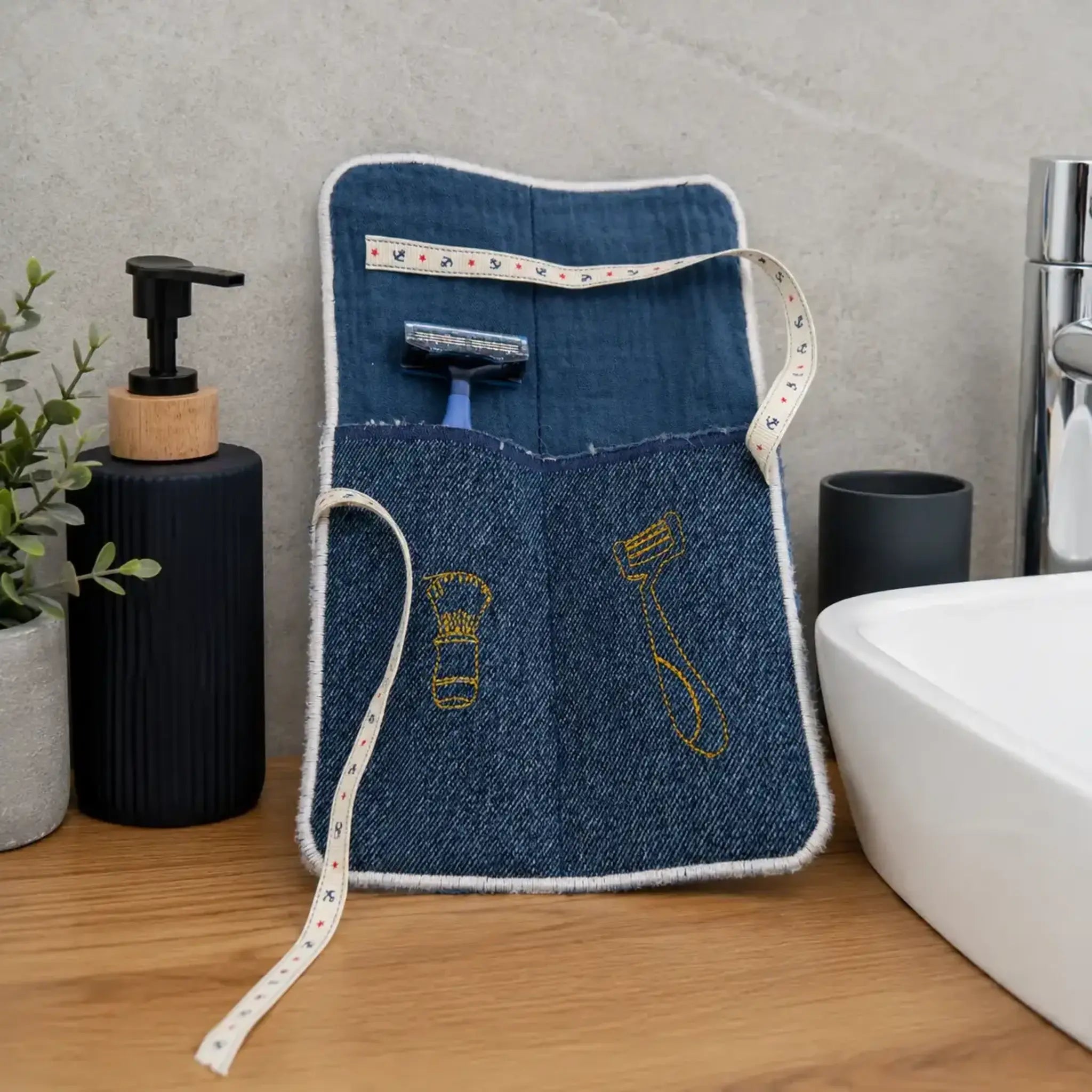 ITH Stickdatei Reise-Set Blanko 🧳 – Praktische Etuis zum Sticken