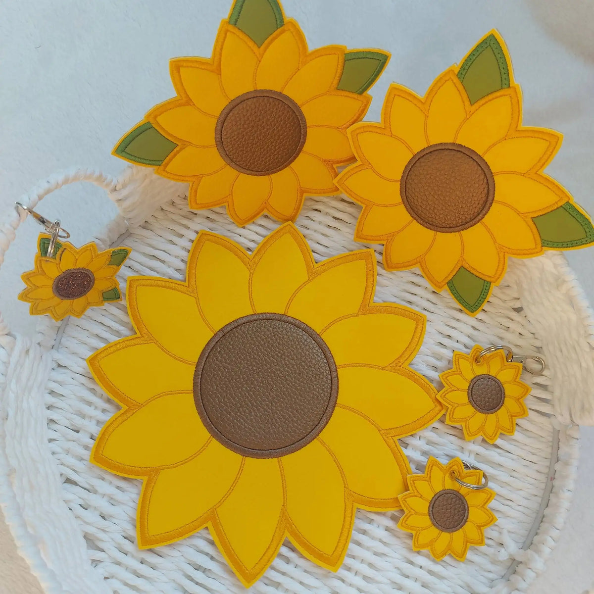 ITH Stickdatei Sonnenblume Untersetzer und Anhänger