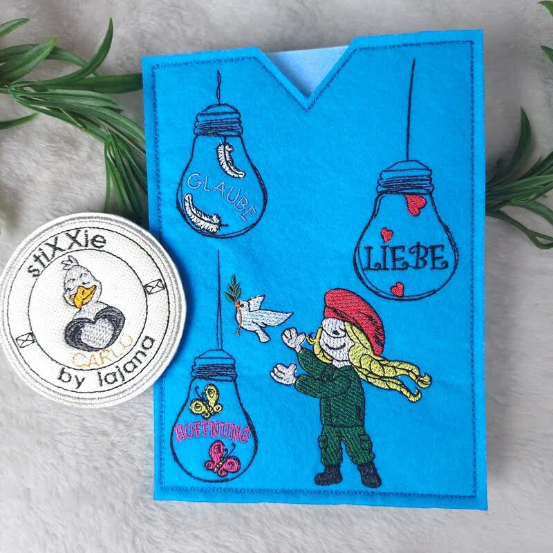 ITH Stickdatei Wichtel und Wichteline Soldat