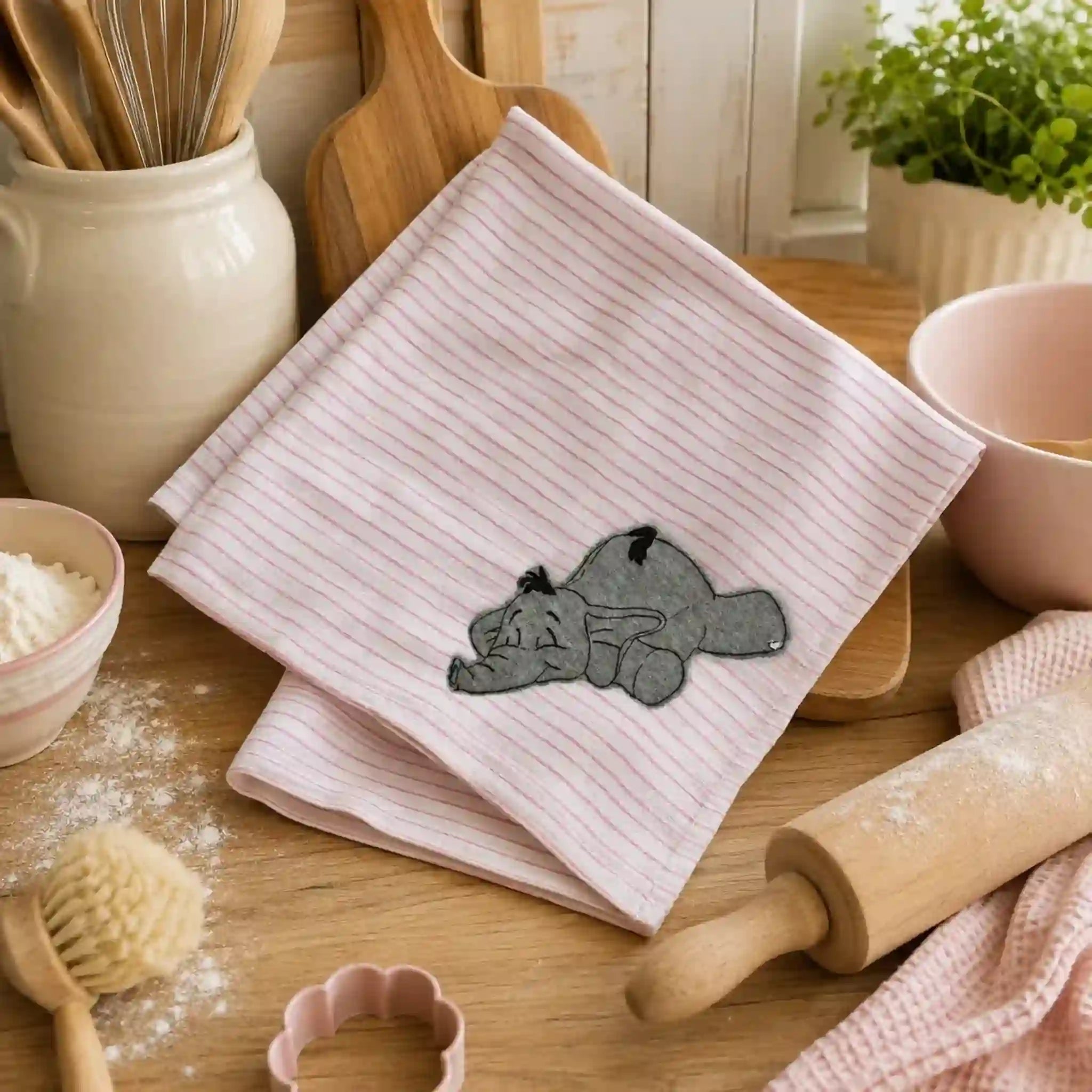 Stickdatei Elefant Berti - Vollstick & Doodle-Applikation