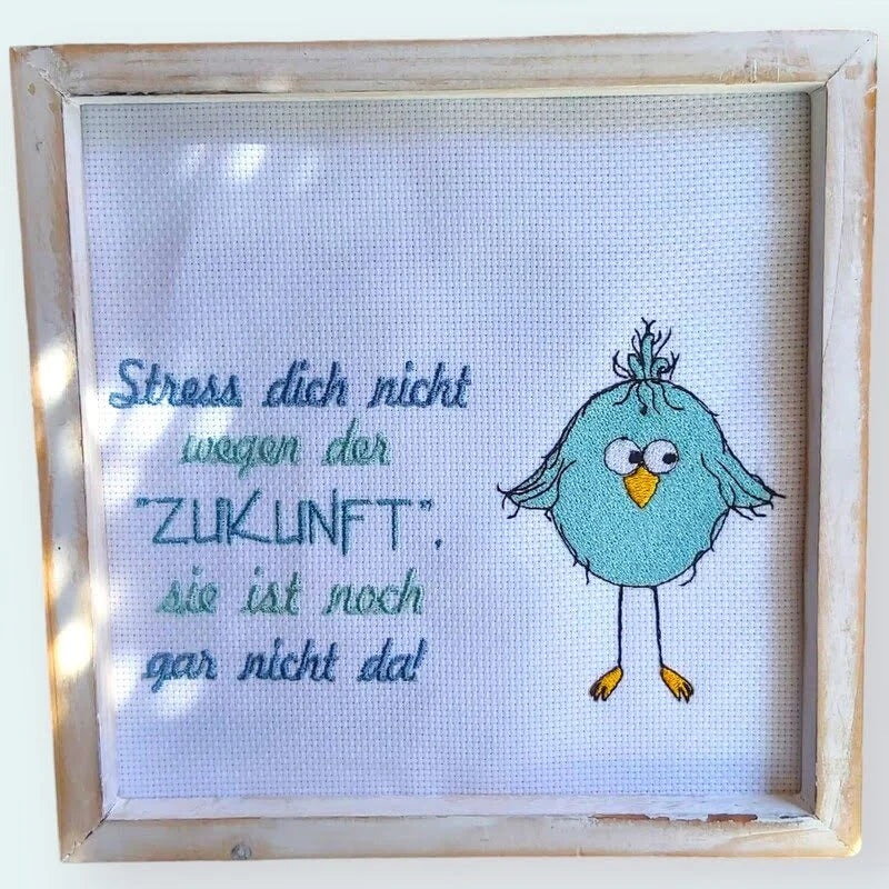 Stickdatei lustige Vogelfamilie stiXX mit Sprüchen von stiXXie by lajana