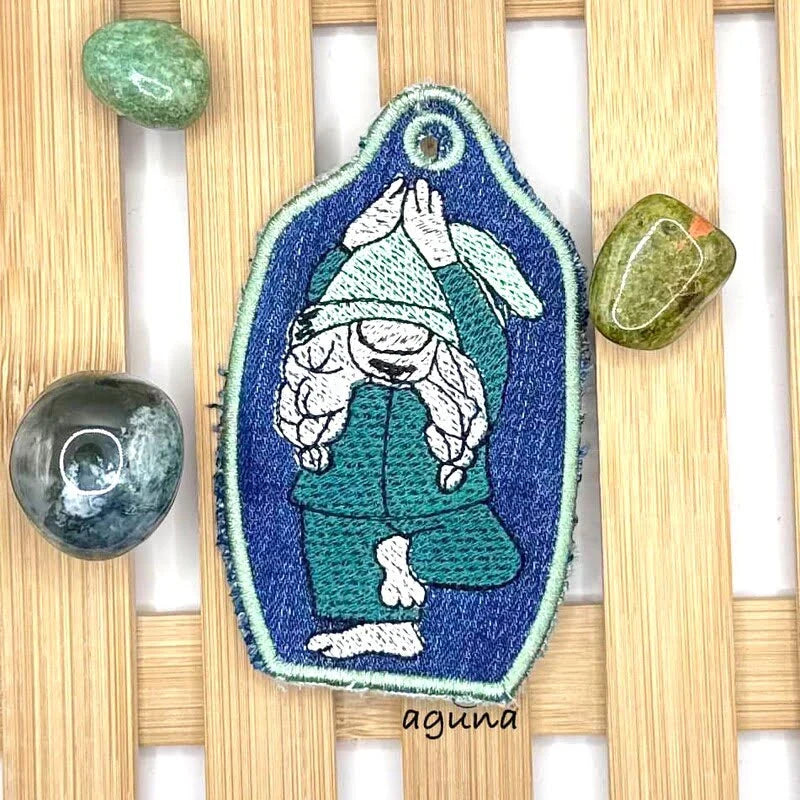 ITH Stickdatei Wichtel Yoga brav