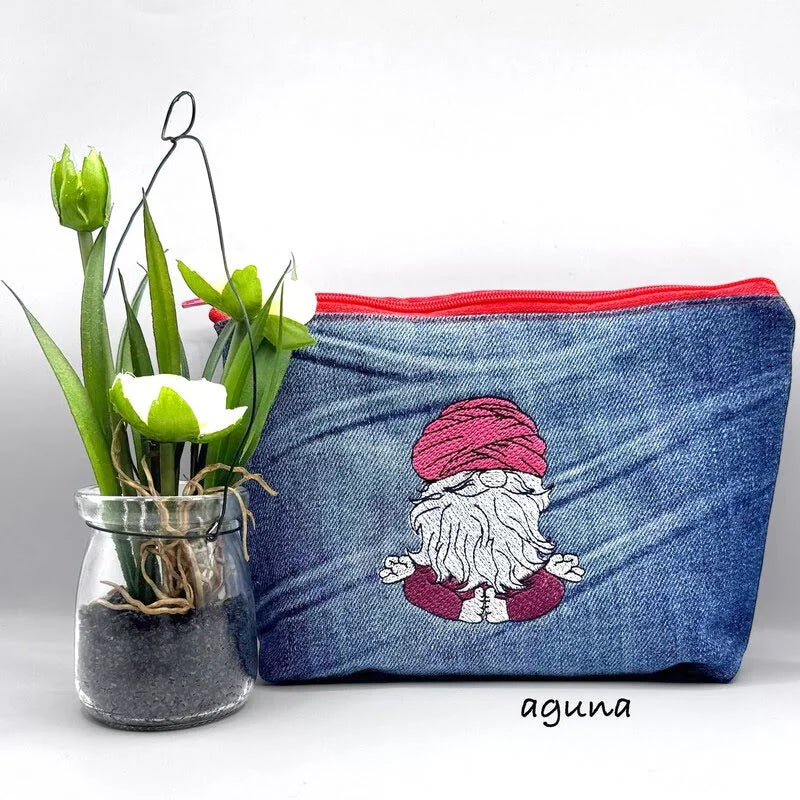 ITH Stickdatei Wichtel Yoga brav